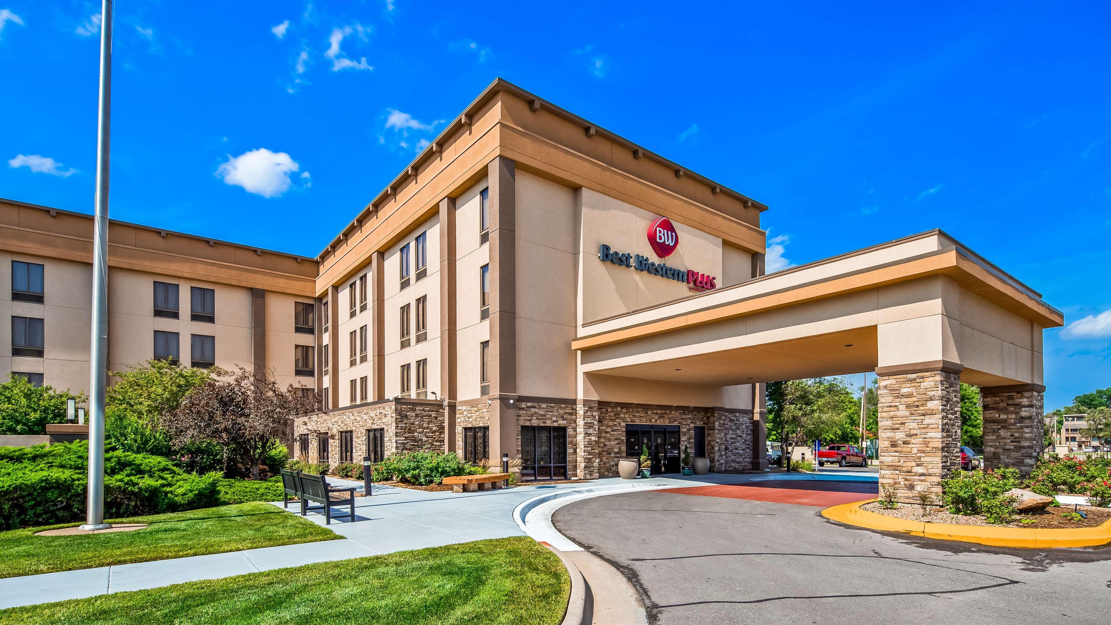 Best Western Plus Wichita West Airport Inn Экстерьер фото