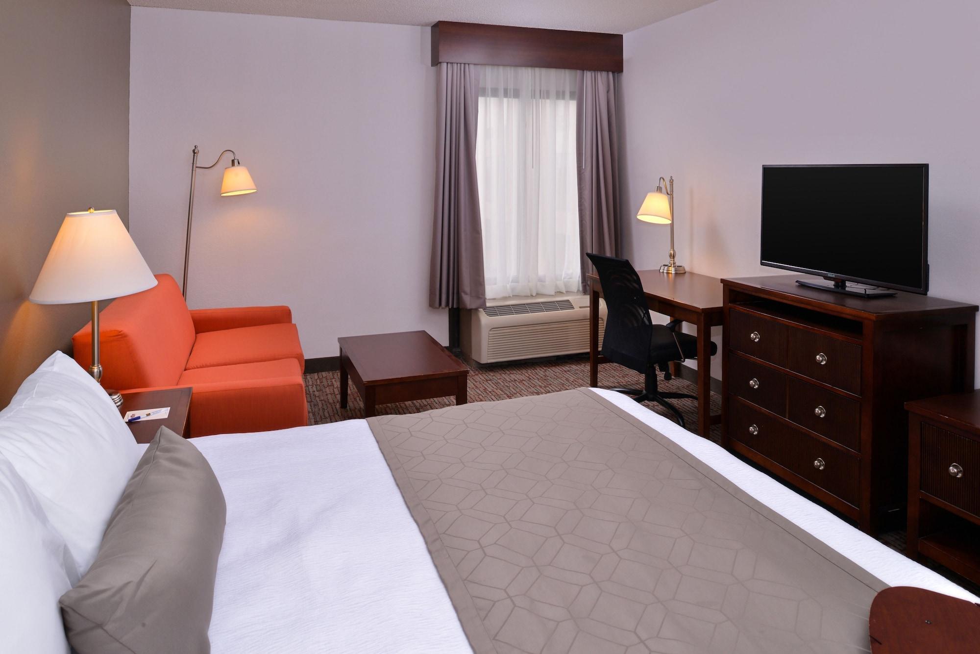 Best Western Plus Wichita West Airport Inn Экстерьер фото